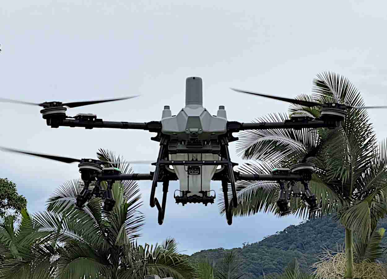 DJI lança Agras T55 e sistema de bateria dupla para T100