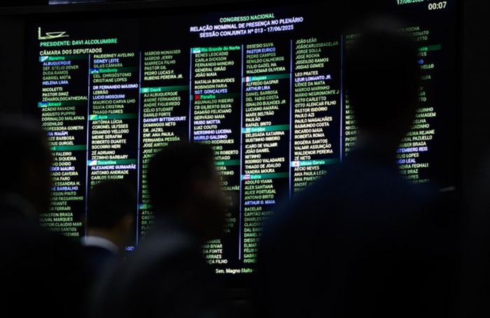 Análise de vetos à Lei do Licenciamento Ambiental é adiada