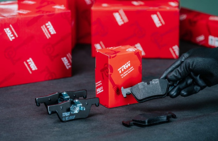 ZF amplia portfólio e lança novas pastilhas de freio da TRW