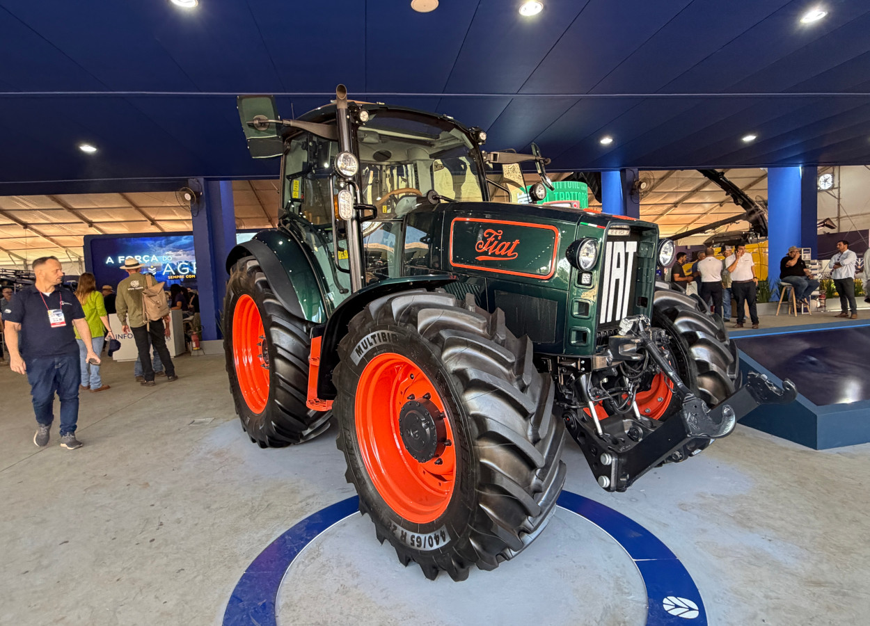 Conceito baseado no Fiat 702, produzido na Itália, está em exposição na feira; modelo inspira o o no T5.120 - Foto: Revista Cultivar