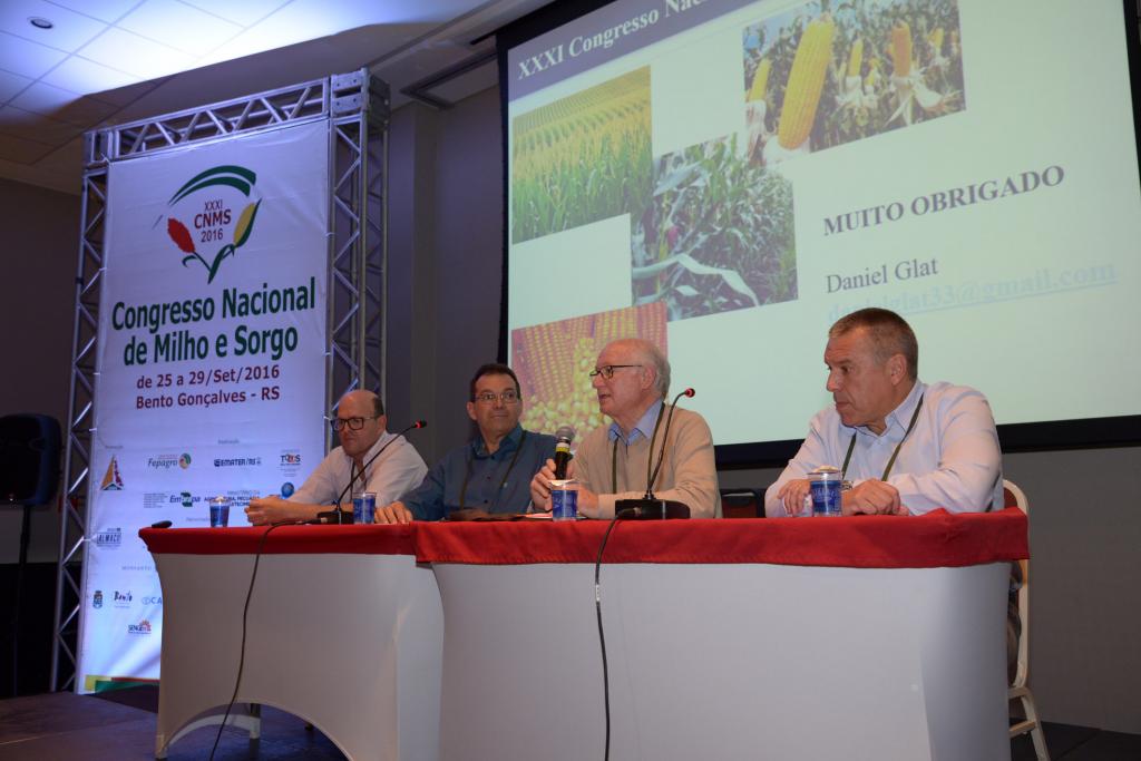 ​Congresso em Bento Gonçalves (RS) aborda produção de milho e sorgo