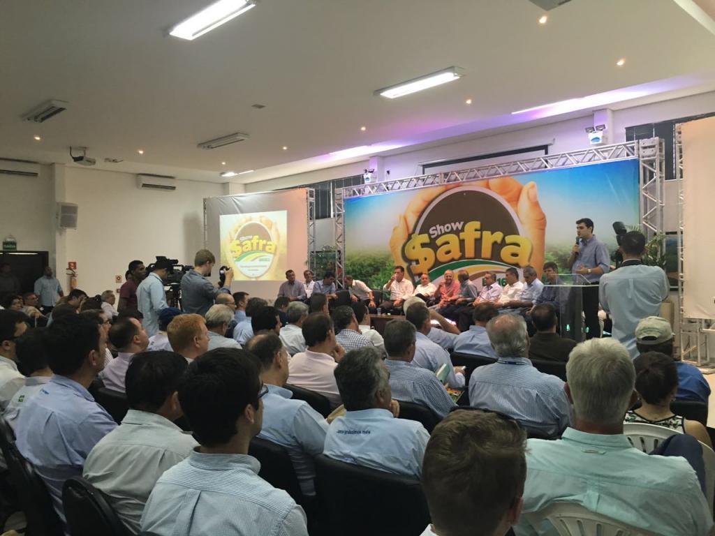 Aprosoja participa de Show Safra e destaca importância de discutir economia