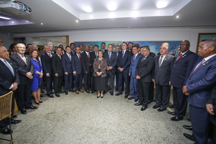Bolsonaro aceita se reunir com representantes de paises islamicos 