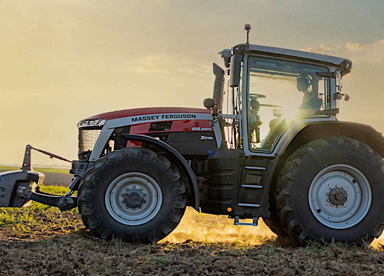 Massey Ferguson lança tratores MF 8S Xtra