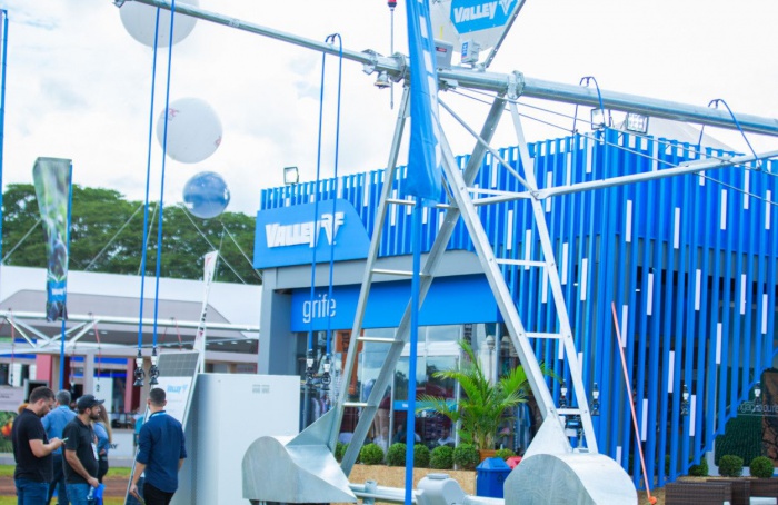 Estande da Valley une irrigação e imersão na Agrishow 2025