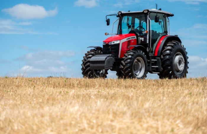 Do pequeno ao grande, tratores acompanham o agro brasileiro