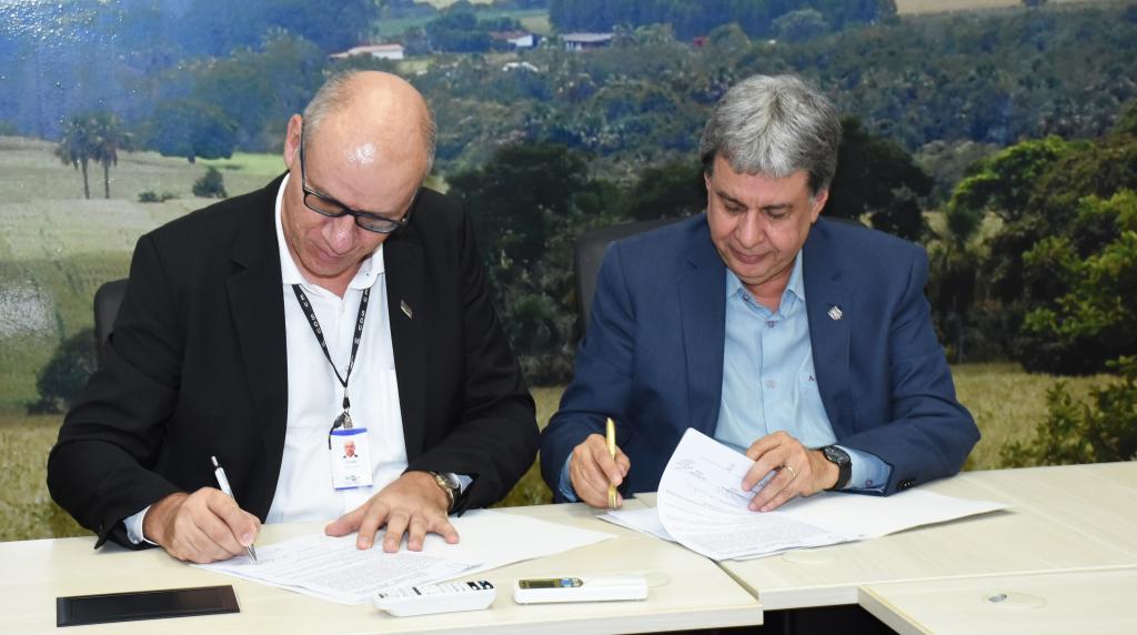 CREA-GO e Embrapa celebram acordo de capacitação em Goiás