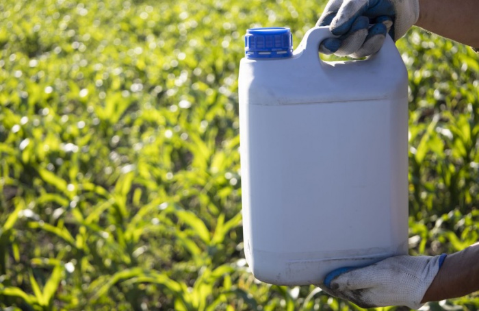 Famato alerta para golpes com embalagens de defensivos