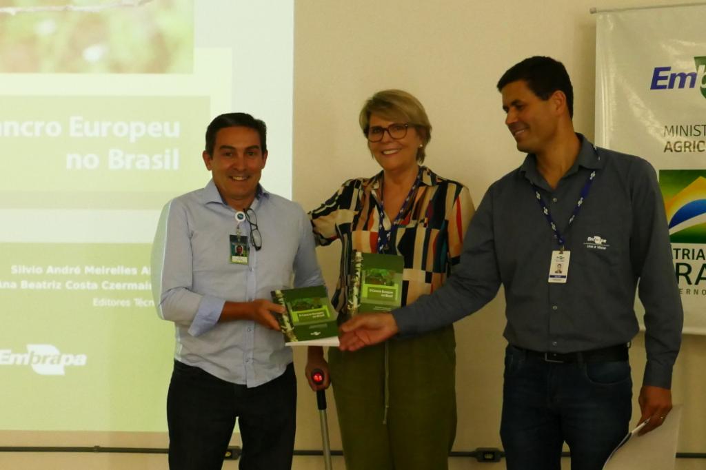 Embrapa lança livro sobre o Cancro europeu no Brasil