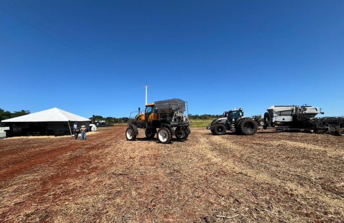 Valtra prepara rede para ampliar uso efetivo da tecnologia no campo