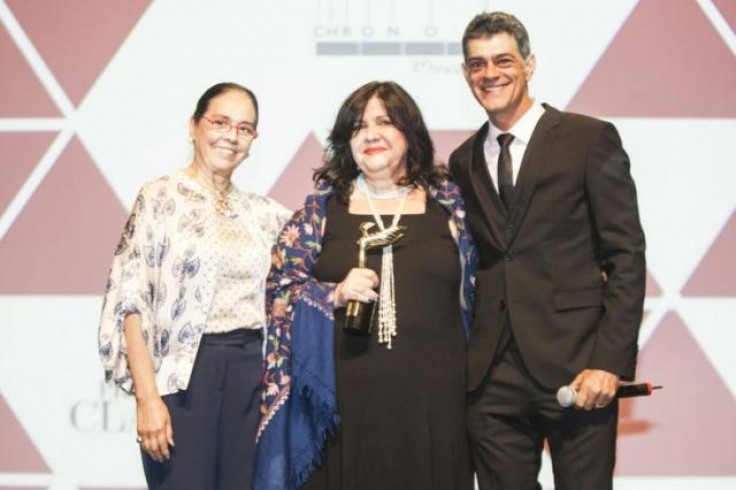 Mariangela Hungria vence Prêmio Cláudia