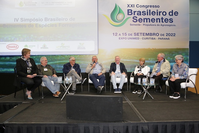IV Simpósio Brasileiro de Sementes Forrageiras debate elos da cadeia produtiva