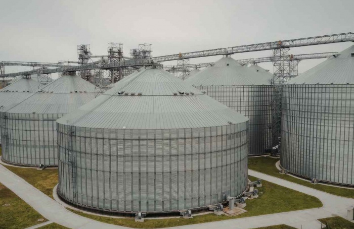 Déficit de armazenagem pressiona agro de Mato Grosso