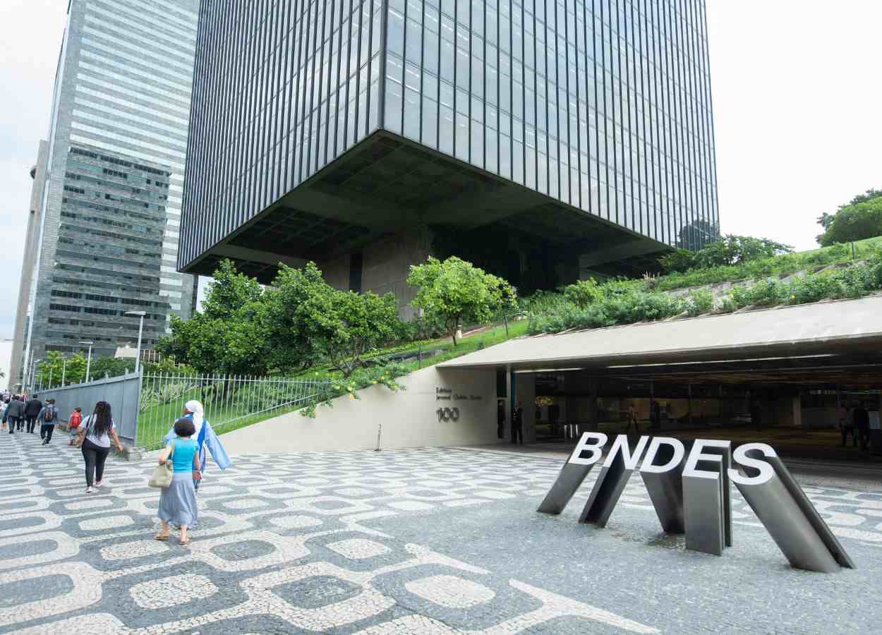BNDES anuncia liberação de recursos do Plano Brasil Soberano