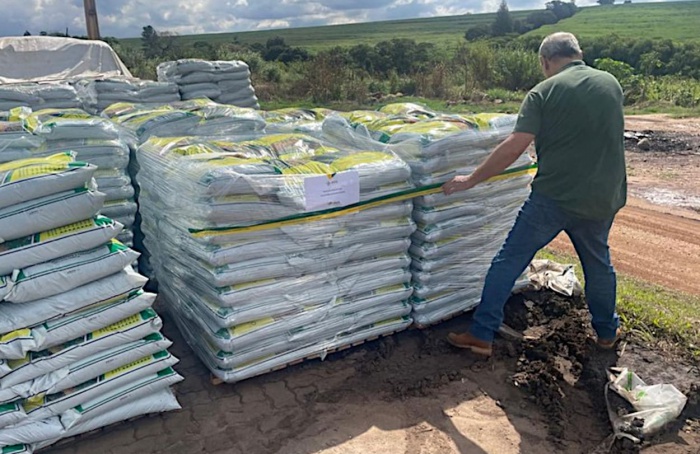 Ministério da Agricultura suspende empresa de fertilizantes por produção irregular
