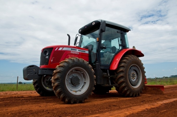 ESPECIAL EXPODIRETO: Massey Ferguson consolida presença no Rio Grande do Sul com exposição dos maiores tratores da marca na Expodireto Cotrjal