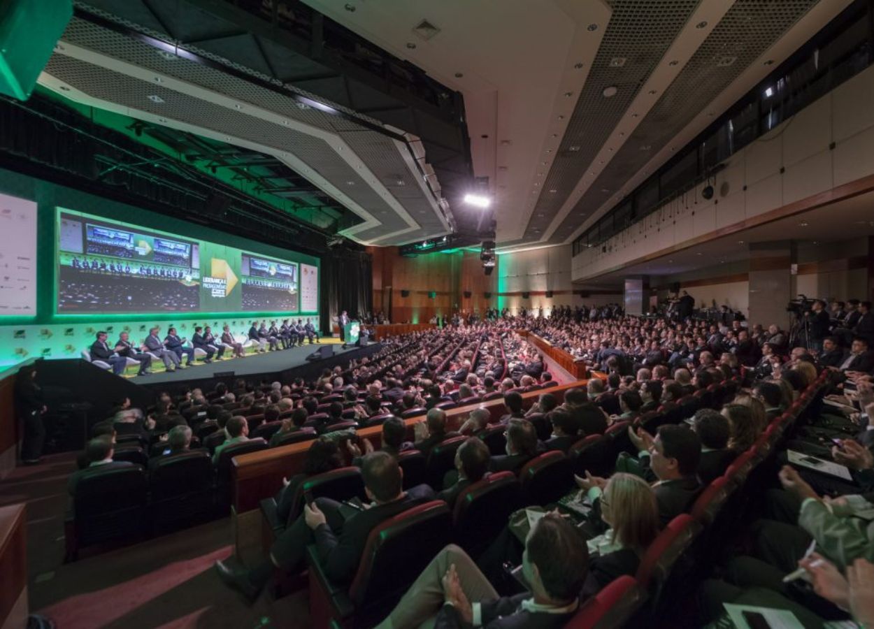 Brasilianischer Agrarkongress diskutiert Agrarallianzen in São Paulo