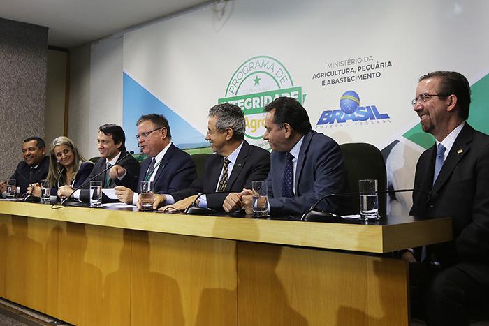 Novos diretores da Embrapa são empossados