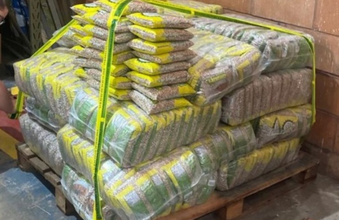 Fiscalização apreende 32 toneladas de arroz e feijão