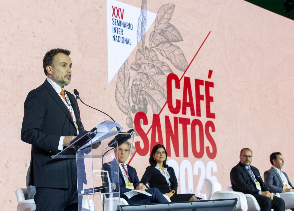 Seminário Internacional do Café reúne lideranças em Santos