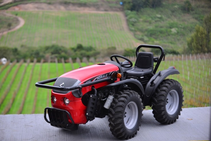 Agrale lança primeiro trator isodiamétrico do Brasil