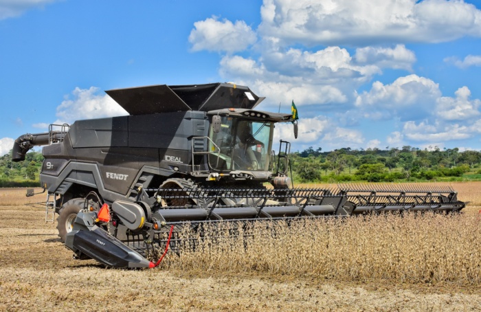 Test Drive exclusivo com a colhedora Fendt Ideal 9T