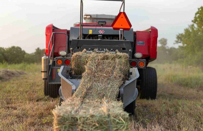 Massey Ferguson apresenta novo sistema para enfardadora nos EUA