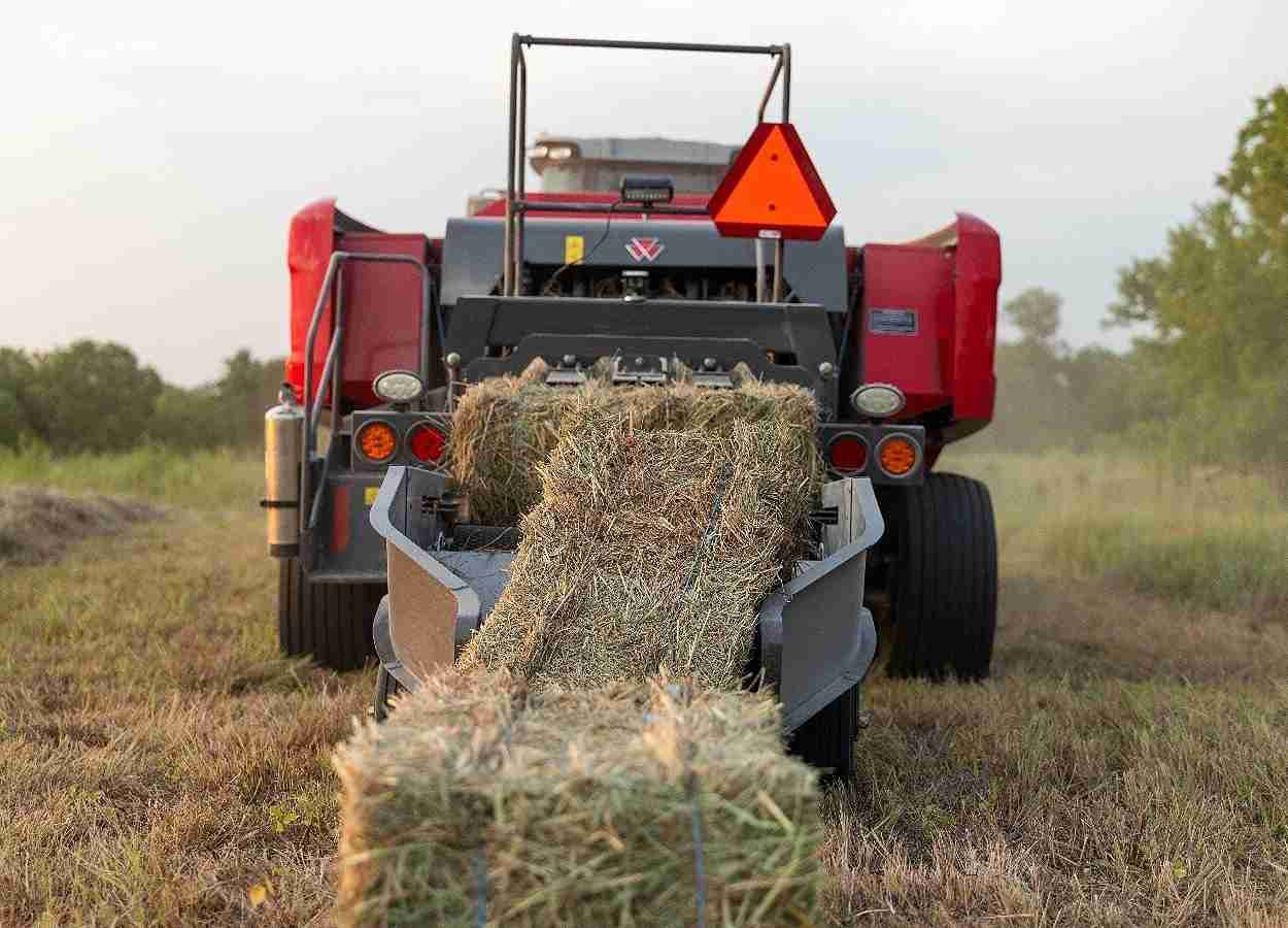 Massey Ferguson apresenta novo sistema para enfardadora nos EUA