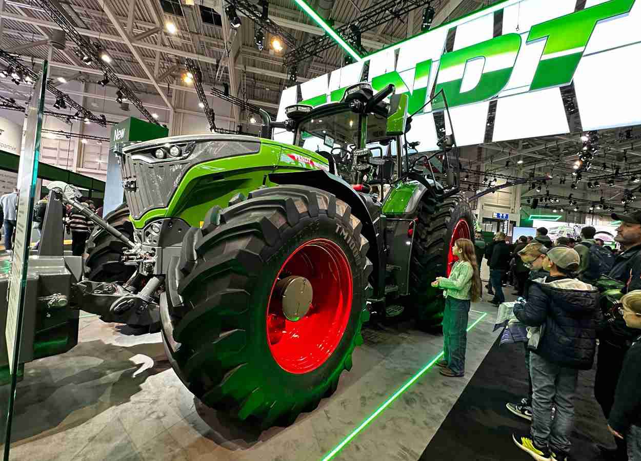Trator Fendt 1000 Vario Gen4 apresentado na Agritechnica