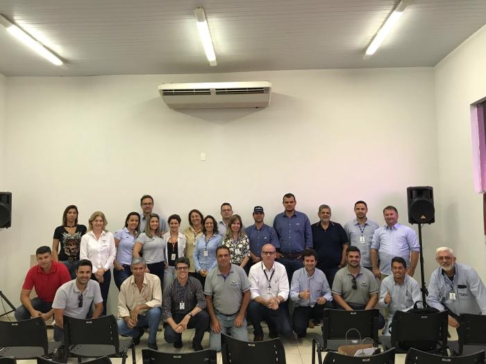 Casa da Embrapa na feira Tecnoshow atrai produtores e empresários com programação de palestras