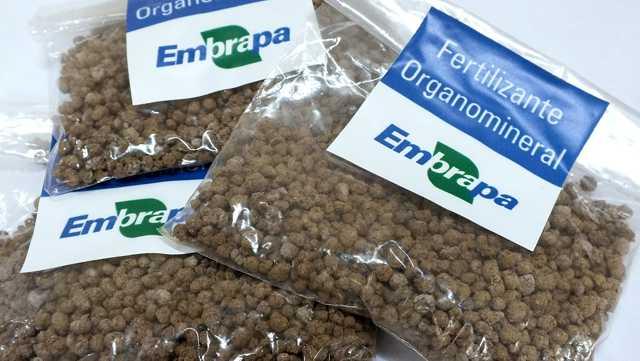 Primeira fábrica de fertilizante organomineral com tecnologia Embrapa inaugura em maio