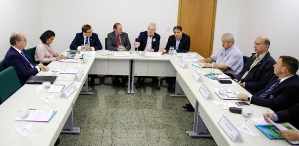 CNA e Incra criam núcleo de trabalho para ampliar adesão ao Cadastro de Imóveis Rurais