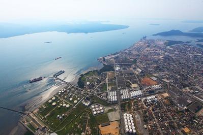 Greve dos caminhoneiros diminui em 27% operações de granéis no Porto de Paranaguá