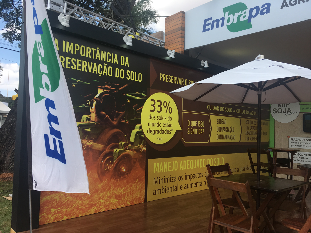 Racionalização de fertilizantes e diferentes usos da soja são destaques da Embrapa Soja na Expo Londrina 2022