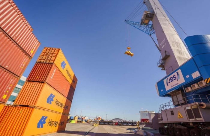 Porto de Itajaí cresce 1.494% nos primeiros seis meses de 2025