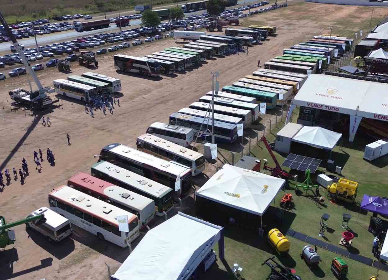 Evento reforça inclusão com caravanas e pavilhão em área central
