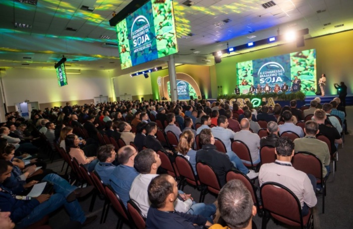 Terceiro dia do CBSoja começa com foco ambiental