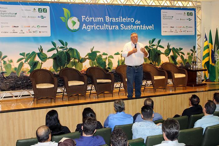 Fórum promove práticas sustentáveis na agricultura