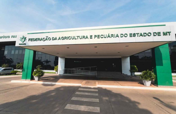 Lei de defensivos de Mato Grosso recebe apoio da Famato na Justiça