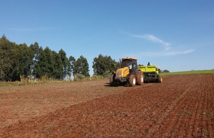 RS intensifica preparo para culturas de inverno