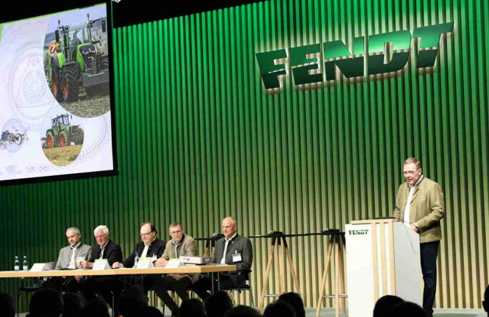 Fendt celebra 30 anos da transmissão Vario