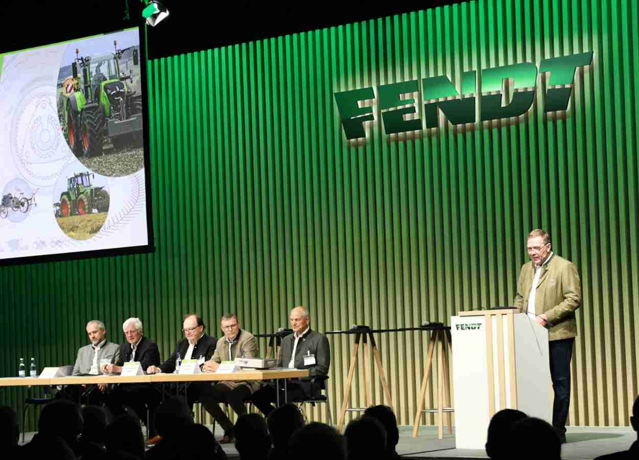 Fendt celebra 30 anos da transmissão Vario