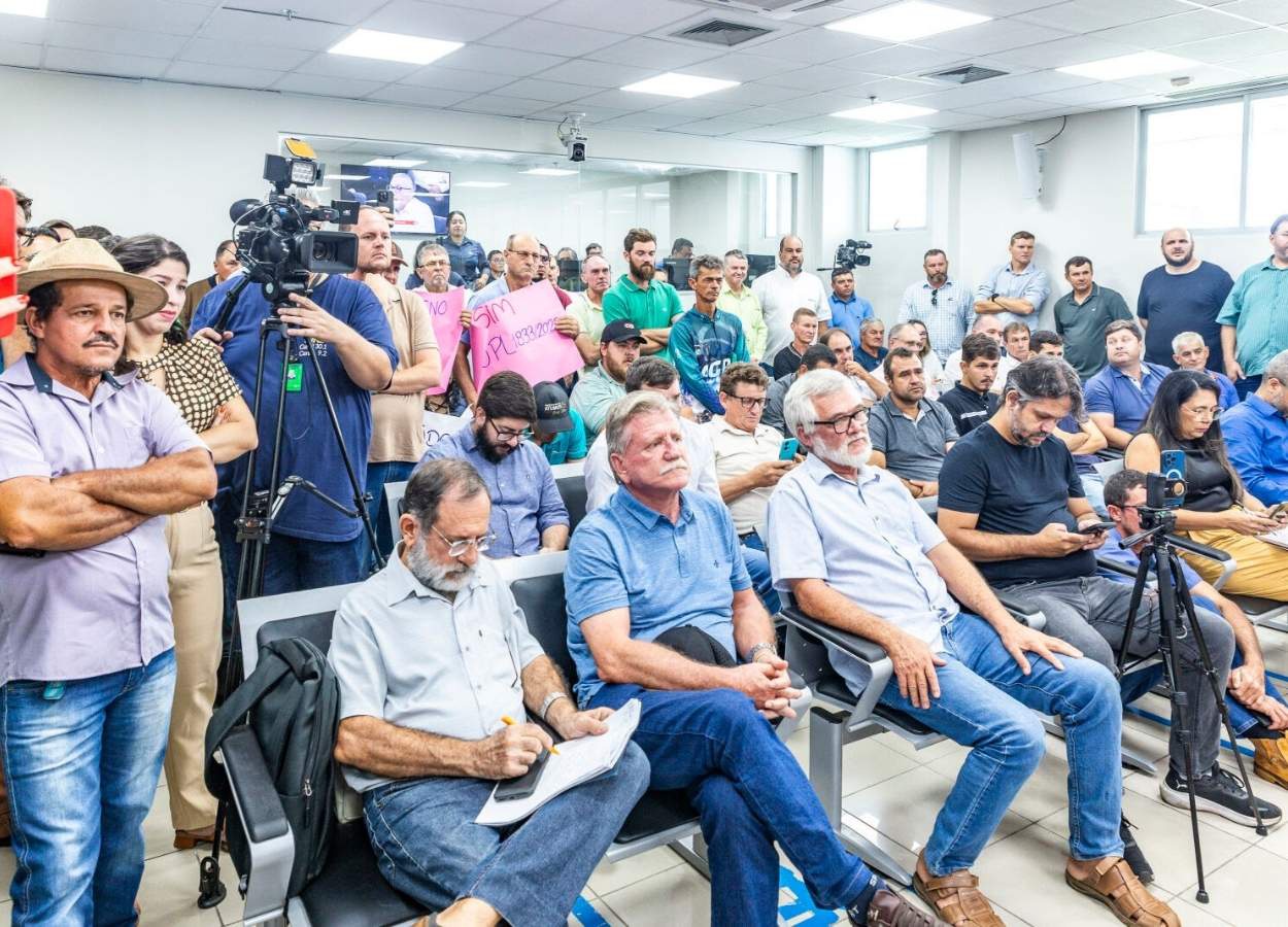 Setor produtivo de MT defende limite de 90m para pulverização