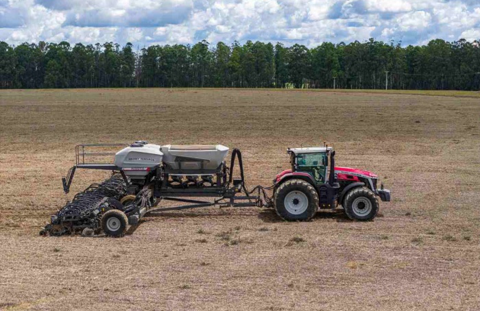 Massey Ferguson destaca portfólio na Coopercitrus Expo 2026