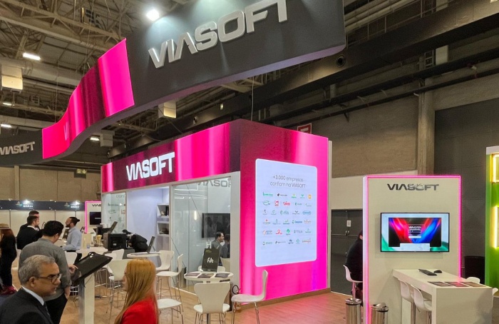 Viasoft redefine modelo de gestão com IA aplicada