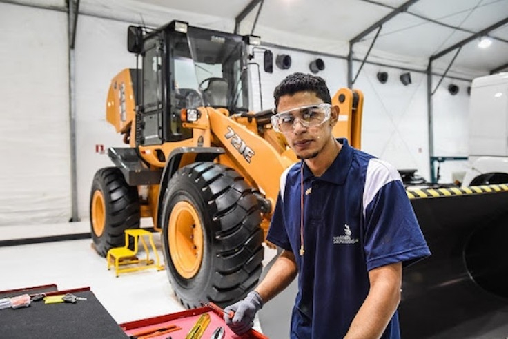 Brasileiro participa de competição mundial de máquinas
