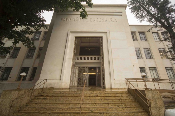 Diretoria da ESALQ promove lançamento da restauração do Pavilhão de Engenharia