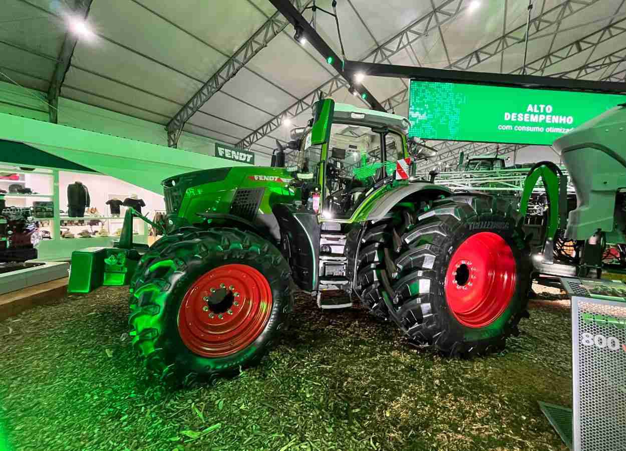 Fendt destaca autonomia e conectividade na Agrishow 2026