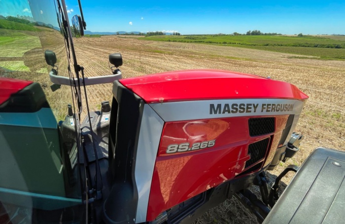 MF 8S tractor is one of Massey Ferguson's highlights for Agrishow 2024