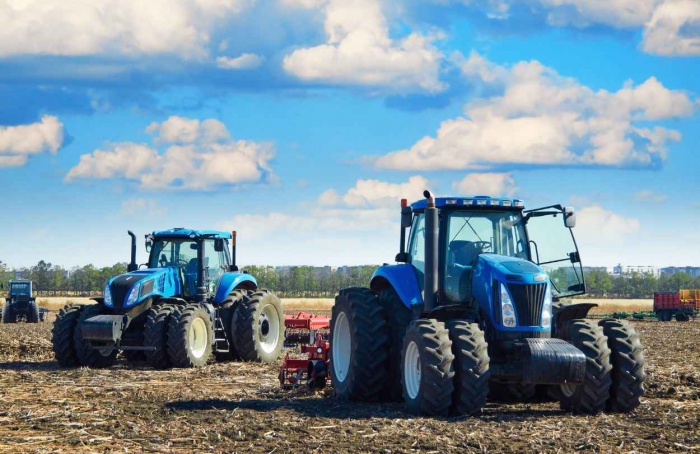 CNA orienta produtores sobre decisão em mecanização agrícola